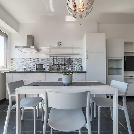 רומא Nomentana White Apartments By Ghor מראה חיצוני תמונה
